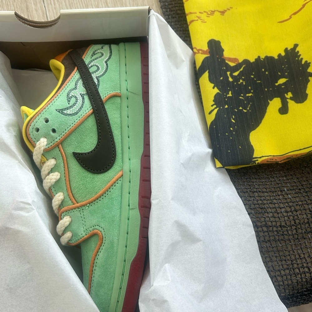 Nike SB Rodeo Tourmaline